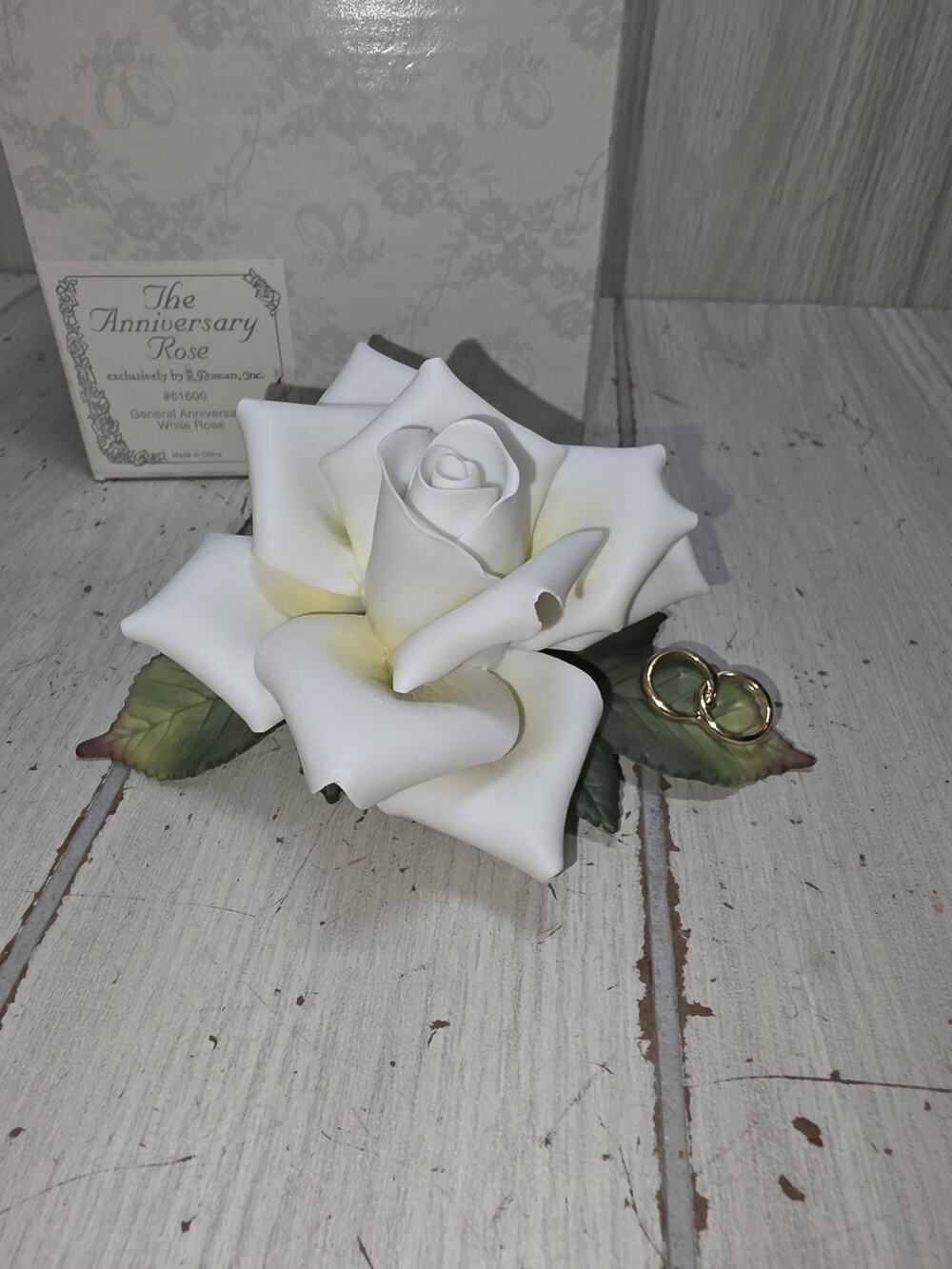 Vtg The Anniversary Rose White Roman Inc 61600 NIB Flower Wedding Gift Porcelain